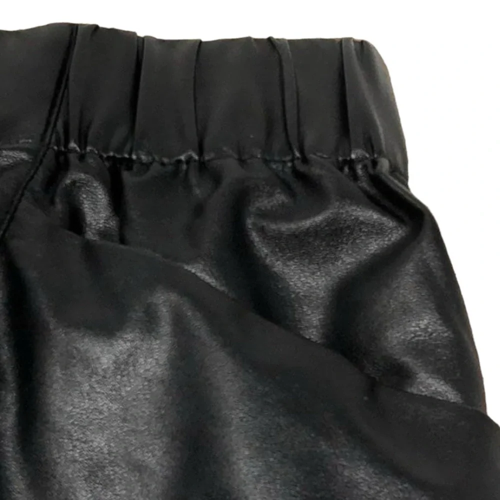 David Lerner Black Faux Leather Stretch Mini Skirt NWT S Elastic Waist Pockets